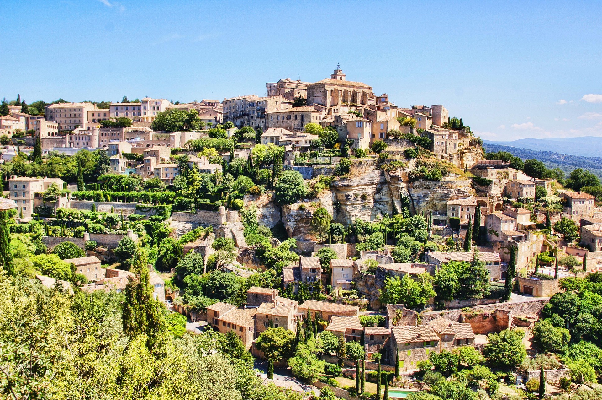 The lessons are for adults who want practical French for holidays in France or other French-speaking places.
