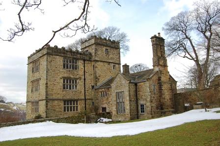 North lees hall walk